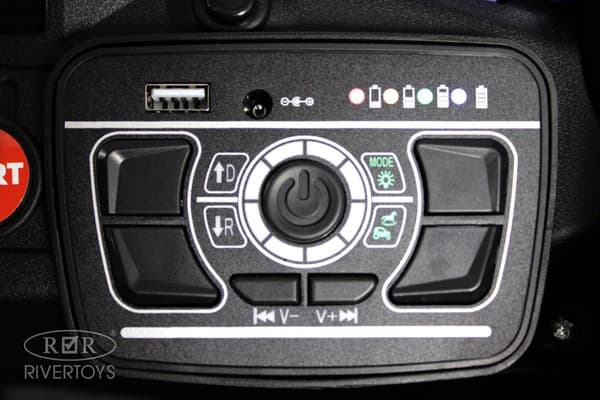 Детский автомобиль RiverToys B222CP 2
