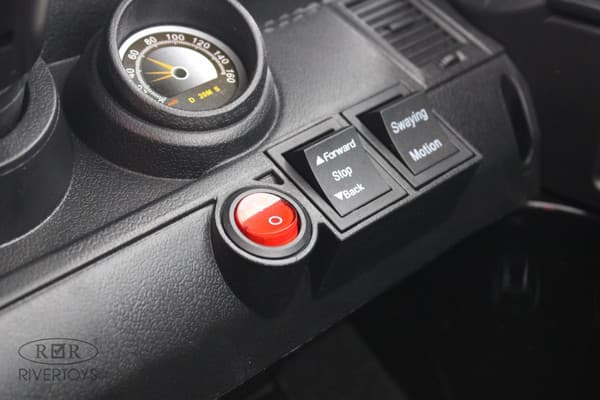 Детский автомобиль RiverToys Mercedes-AMG G63 / G222GG 8