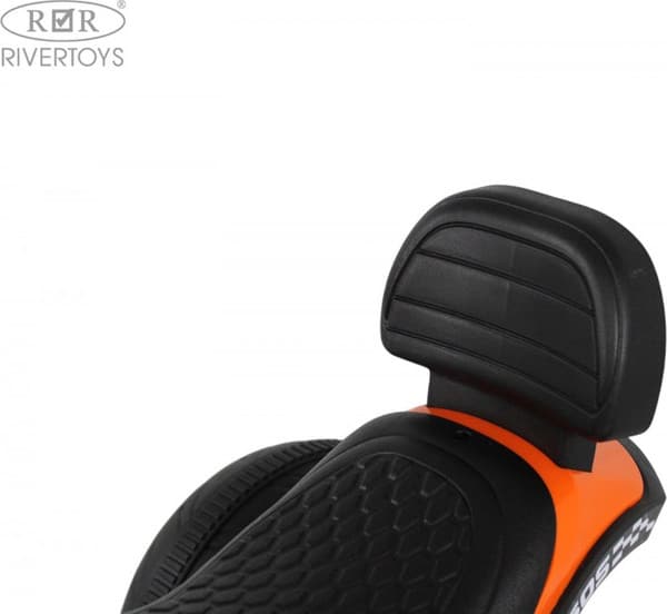 Детский автомобиль RiverToys G500GG 7