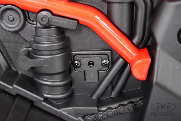 Детский автомобиль RiverToys K808AM 2