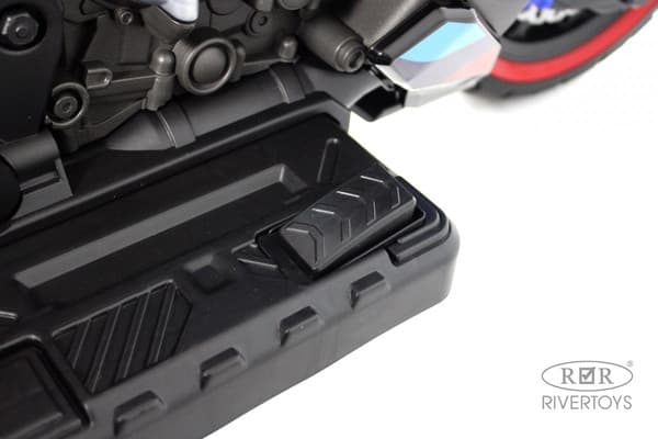 Детский автомобиль RiverToys K808AM 5