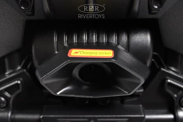 Детский автомобиль RiverToys K707AM-A 2