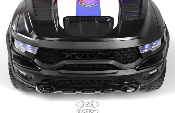 Детский автомобиль RiverToys Dodge RAM 1500 TRX / O111OO 9