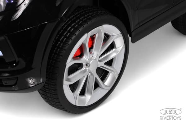 Детский автомобиль RiverToys М005БХ 5