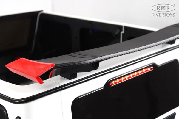 Детский автомобиль RiverToys Z888ZZ 9