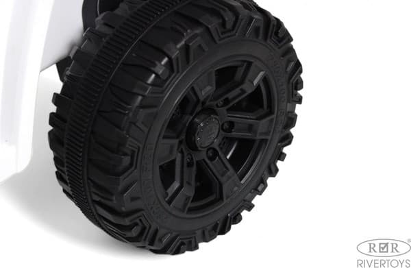 Детский автомобиль RiverToys М101БХ 9