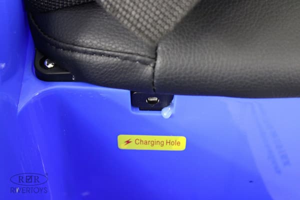 Детский автомобиль RiverToys М101БХ 10