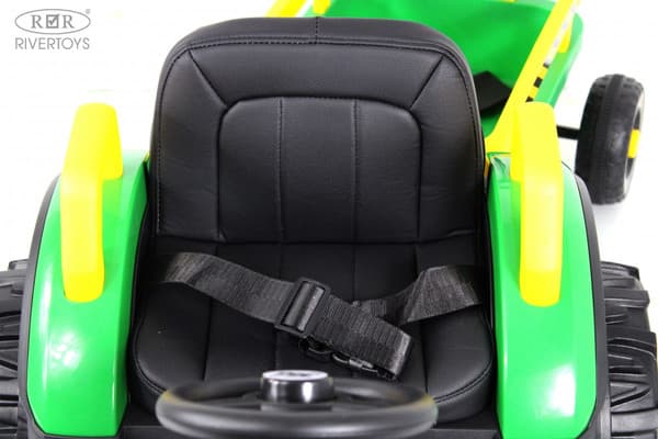 Детский автомобиль RiverToys Z333VO 8