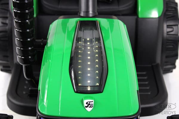 Детский автомобиль RiverToys Z333VO 6