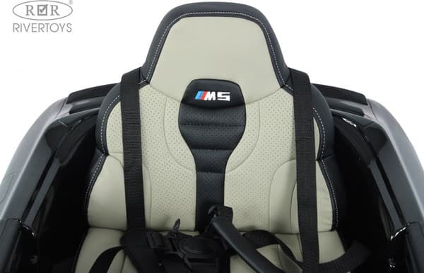 Детский автомобиль RiverToys BMW M5 Competition A555MP 8