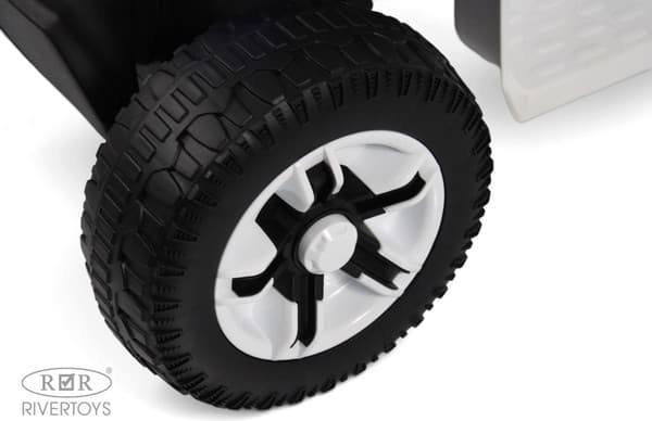 Детский квадроцикл RiverToys Z007VO 10