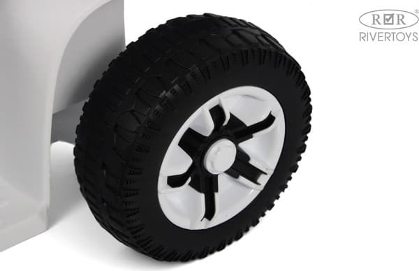 Детский квадроцикл RiverToys Z007VO 8