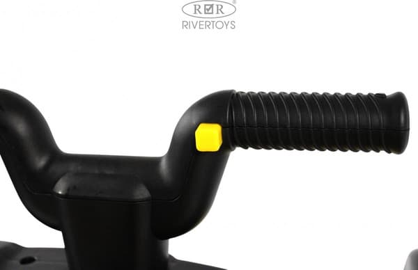 Детский квадроцикл RiverToys Z007VO 8