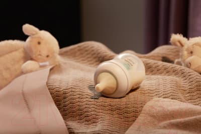 Набор бутылочек для кормления Philips AVENT AVENT Natural Response с клапаном AirFree / SCY670/02 4