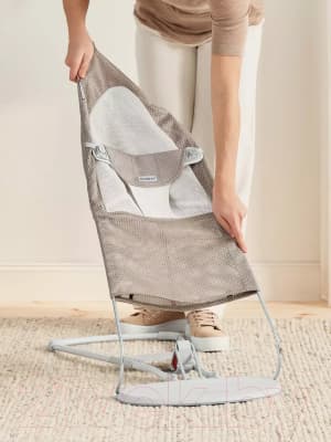 Детский шезлонг BabyBjorn Balance Mesh 0051.44 5