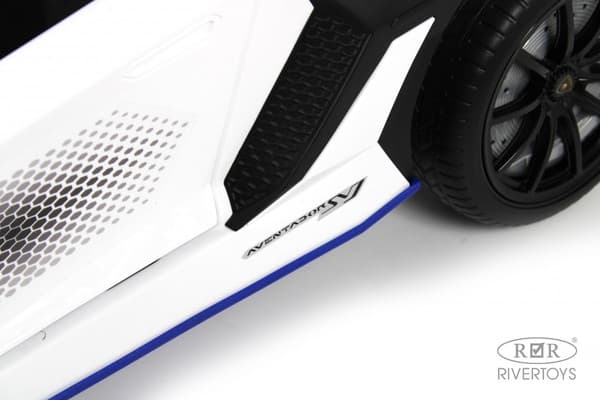 Детский автомобиль RiverToys K888PX 7