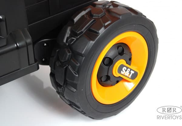 Детский автомобиль RiverToys K555PX 9