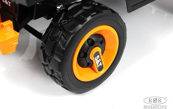Детский автомобиль RiverToys K555PX 10