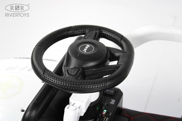 Детский автомобиль RiverToys G003GG 5