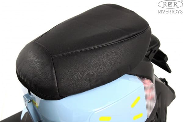 Детский мотоцикл RiverToys G888GG 4