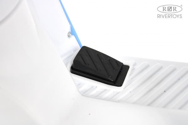 Детский мотоцикл RiverToys Z444ZZ 8