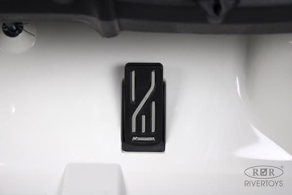 Детский автомобиль RiverToys Lexus LX570 / Y555YY 8