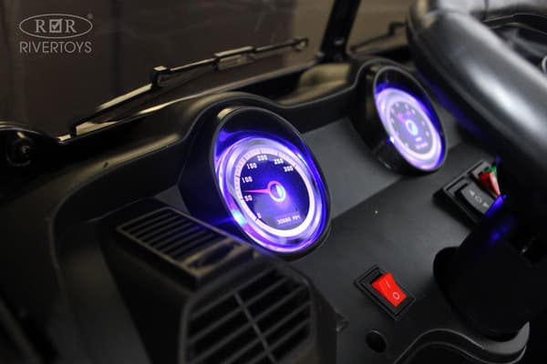 Детский автомобиль RiverToys K777AM 9