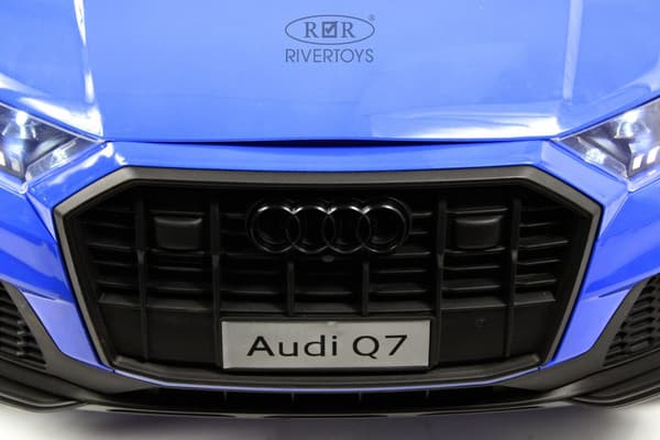 Детский автомобиль RiverToys Audi Q7 / HL678 10