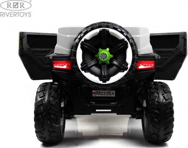 Детский автомобиль RiverToys М222БХ 5
