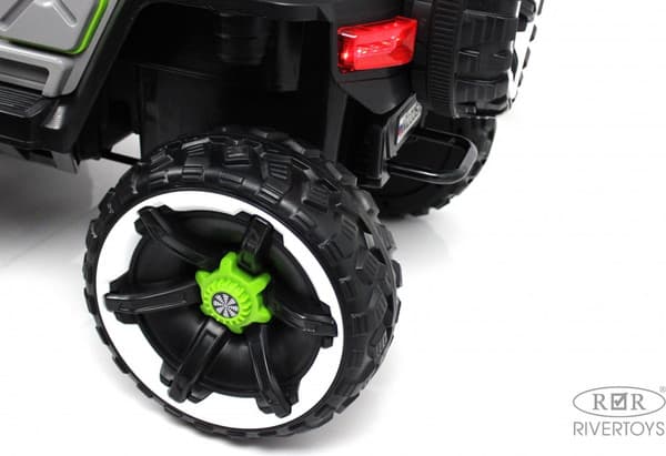 Детский автомобиль RiverToys М222БХ 8
