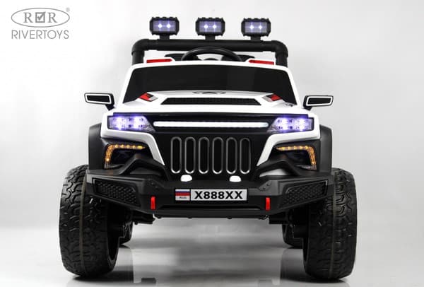 Детский автомобиль RiverToys X888XX 3