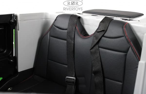 Детский автомобиль RiverToys М003БХ 10