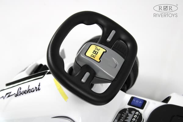 Детский автомобиль RiverToys K008PX 9