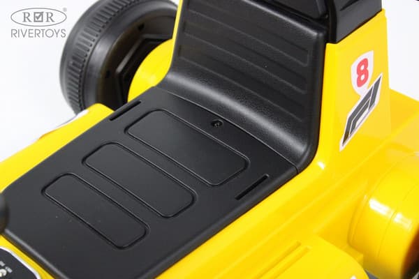 Детский автомобиль RiverToys K008PX 9