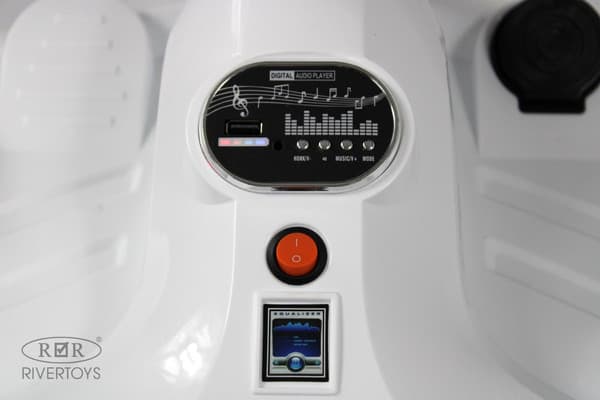 Детский автомобиль RiverToys K009PX 2