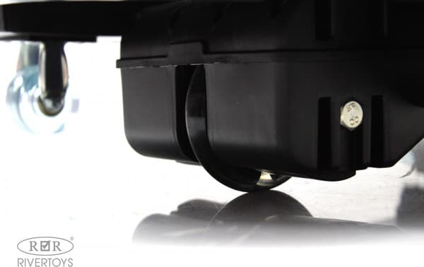 Детский автомобиль RiverToys K009PX 10