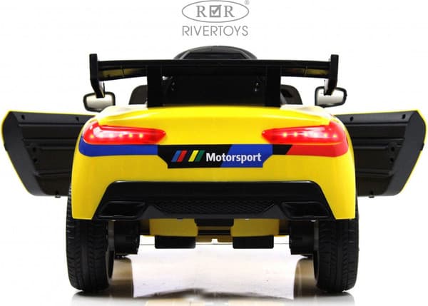 Детский автомобиль RiverToys F444FF 5