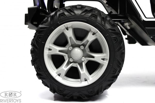 Детский автомобиль RiverToys T222TT 4WD 7