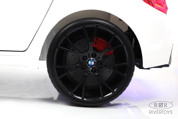 Детский автомобиль RiverToys BMW M5 Competition A555MP 7