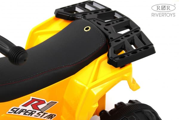 Детский квадроцикл RiverToys L222LL 9