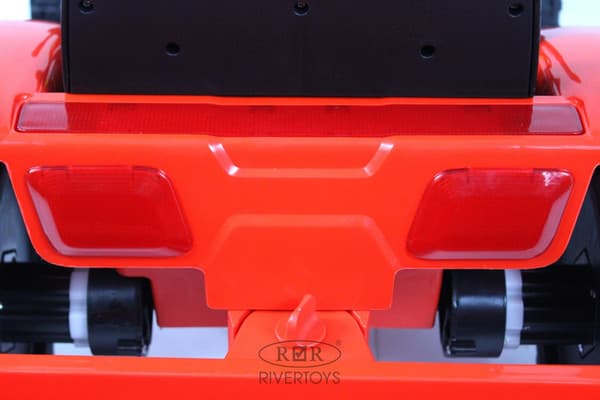 Детский автомобиль RiverToys Трактор-погрузчик / T333TT 9
