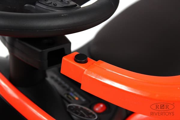 Детский автомобиль RiverToys Mercedes-Benz G63 / Z001ZZ-A 8