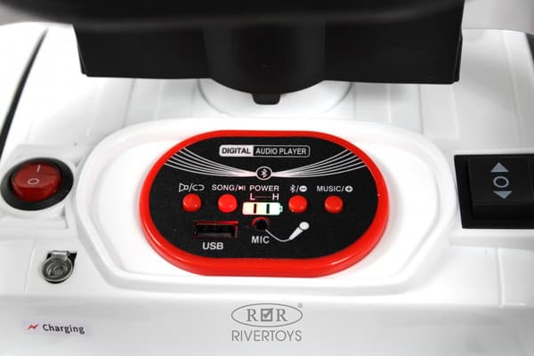 Детский автомобиль RiverToys G008GG-A 9