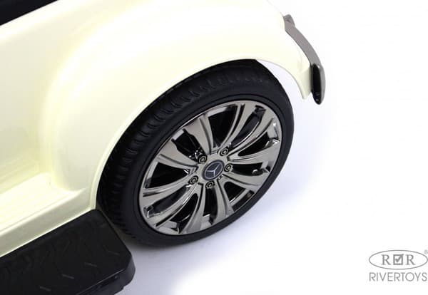 Детский автомобиль RiverToys Mercedes-AMG 300S / G300GG-D 7