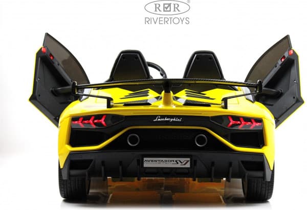 Детский автомобиль RiverToys Lamborghini Aventador SVJ A111MP 6