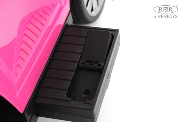 Детский автомобиль RiverToys Toyota Land Cruiser 300 / Z002ZZ-A 9