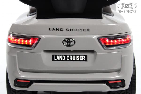 Детский автомобиль RiverToys Toyota Land Cruiser 300 / Z002ZZ-A 10