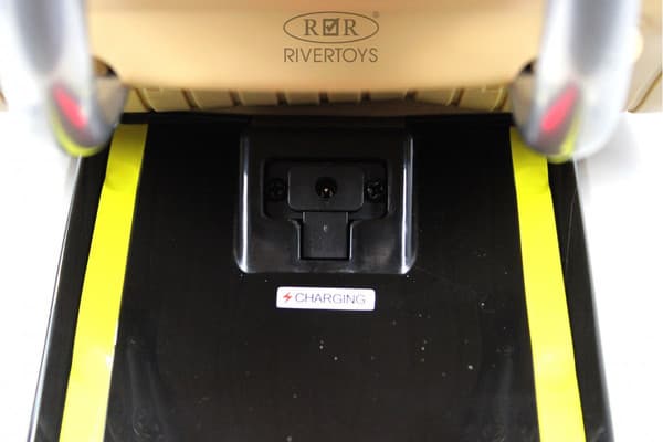 Детский мотоцикл RiverToys K777PX-A 6