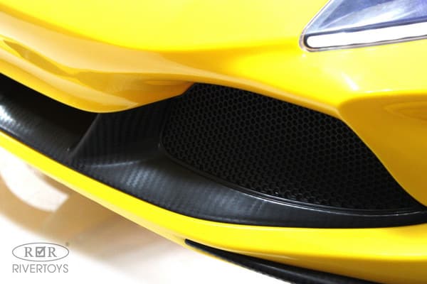 Детский автомобиль RiverToys F111FF 9