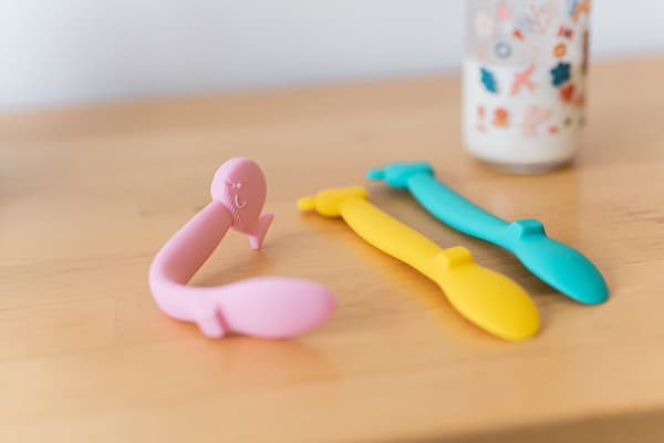 Ложка для кормления Suavinex Monkey Yellow S Monkey Spoon Yellow L3 IT 401353 4